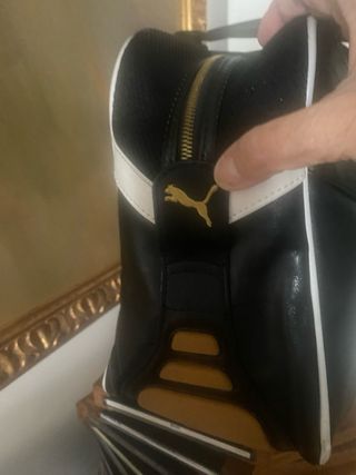 Bolsa de deporte o viaje ,negra y blanca .