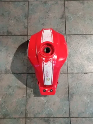 Depósito Gasolina Keeway RKV 125 Rojo