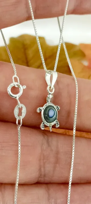 Collar tortuga Avalon natural  plata de ley 925