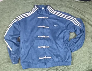Chaqueta Adidas estilo asiático azul