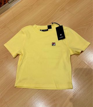 A ESTRENAR Camiseta Fila Crop Top Amarill Talla XS