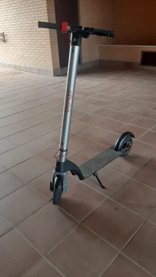 Patinete Eléctrico Cecotec - Para Reparar