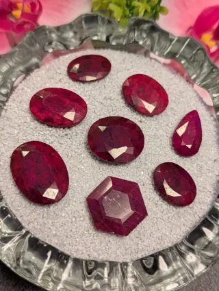 Lote 8 Rubíes Indios Facetados