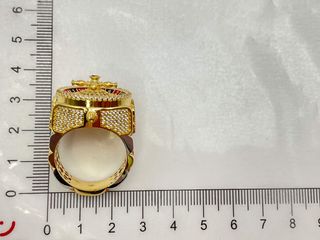 sello oro 18k con circonita