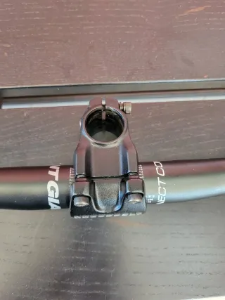 Manillar Giant y potencia Truvativ