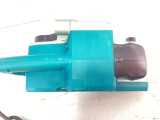 lijadora banda makita 9404