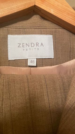 Conjunto ZENDRA Chaqueta y Pantalón Talla M