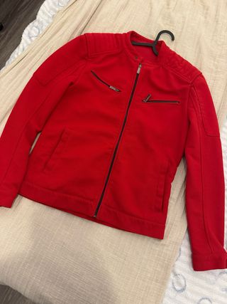 Chaqueta Zara Bomber Roja