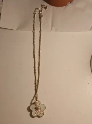 Collana Guess fiore argento