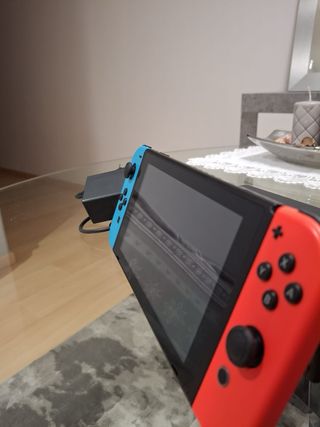 Nintendo Switch Azul y Rojo