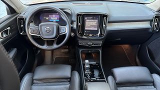 VOLVO XC40 2.0 B4 ULTRA DARK AUTO 5P