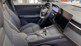 LYNK & CO 01 1.5 PHEV MORE 5P