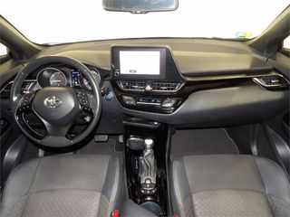TOYOTA C-HR 1.8 125H Advance