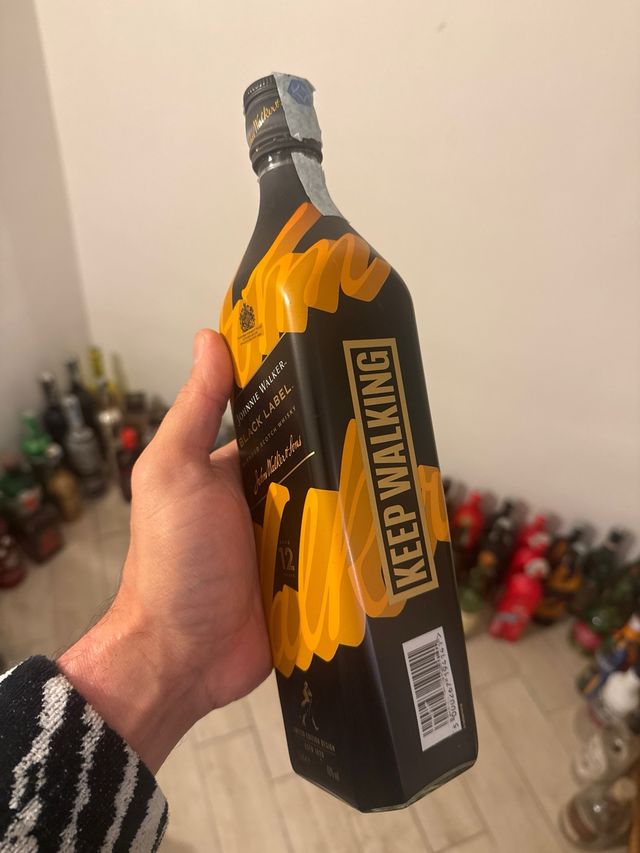 Bottiglia Johnnie Walker Black Label vuota