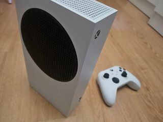 Xbox Series S 512GB + Mando Original