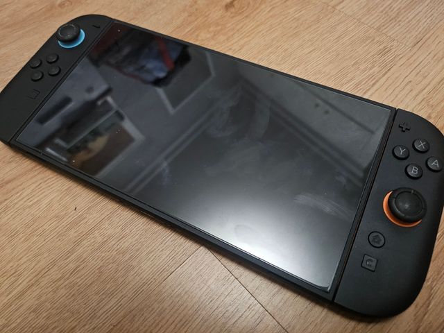 Nintendo Switch Nera + Scatola e Joy-Con