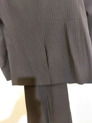 Traje caballero talla M raya diplomática Zara