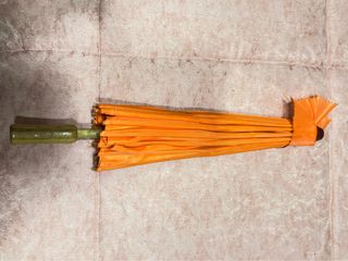Paraguas decorativo naranja