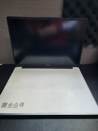 Huawei Matebook D14 i5 12th Gen 512GB Gris