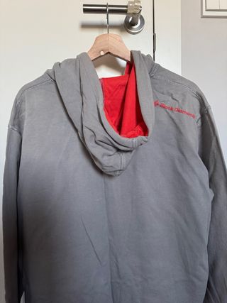 Sudadera Black Diamond gris con capucha
