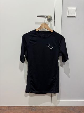 Camiseta deportiva VQ negra