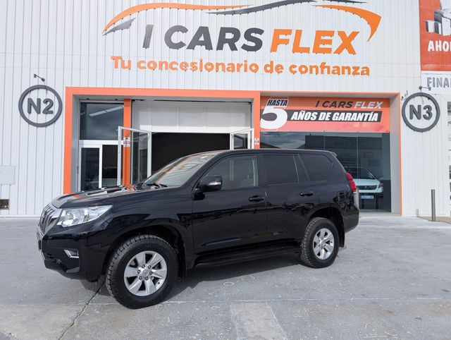 TOYOTA Land Cruiser 2.8 D-4D GX 7 Plazas