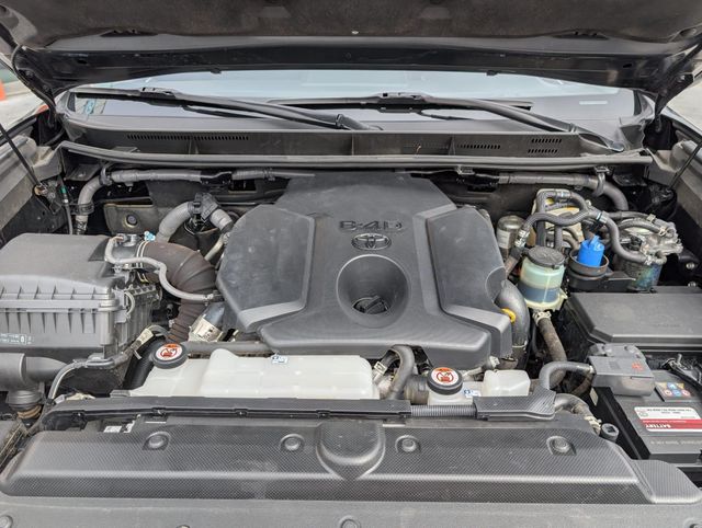 TOYOTA Land Cruiser 2.8 D-4D GX 7 Plazas