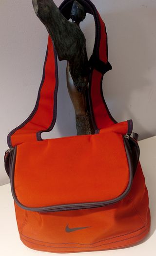 Riñonera bandolera Nike vintage 1990 nuevecita