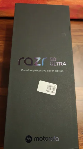 Motorola Razr 50 Ultra 9 mesi di utilizzo, con garanzia