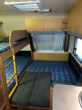 Caravana knaus sudwind