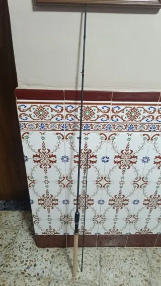 Caña de pescar 9 pies sin punteras