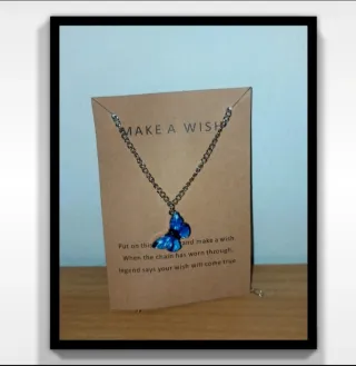 Collar mariposa azul y plateado