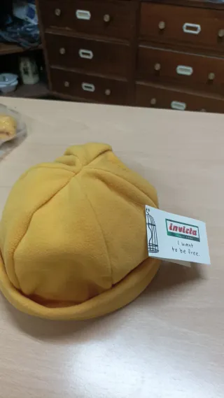 Gorro INVICTA Mostaza Talla L