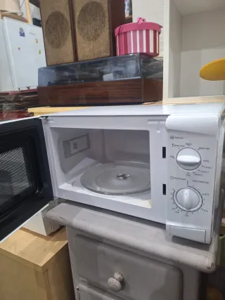 Microondas Svan Blanco