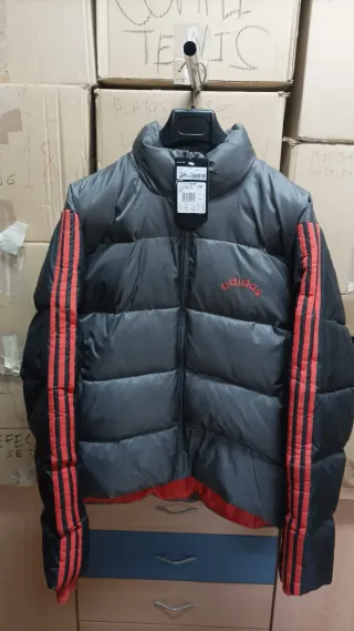 Chaqueta Adidas Negra y Roja Nueva