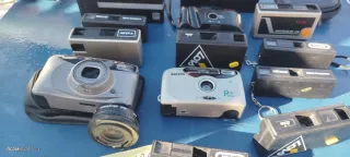 Lotto di Fotocamere Antiche Lovs, Mikona, QSS