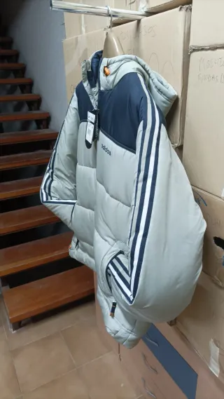 Chaqueta Adidas Beige y Azul Talla M