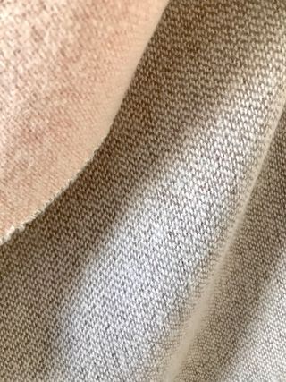 Bufanda grande con flecos bicolor rosa y beige