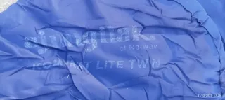 Colchoneta hinchable camping y saco de dormir