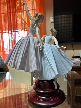Figura Lladró Bailarinas