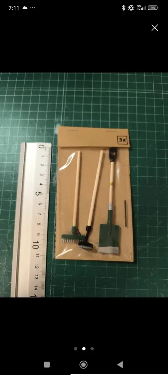 Mini strumenti per giardino per case delle bambole 3 pezzi
