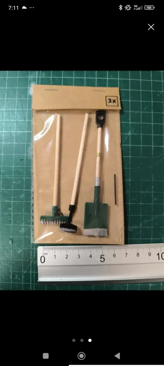 Mini strumenti per giardino per case delle bambole 3 pezzi