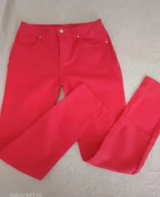 Pantalón vaquero recto Pedro del Hierro rojo