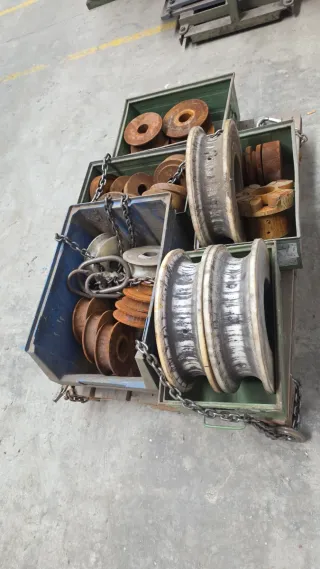 Curvadora de perfiles Comac