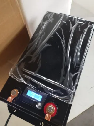 Batería litio Varicore 100A 24v LiFePO4