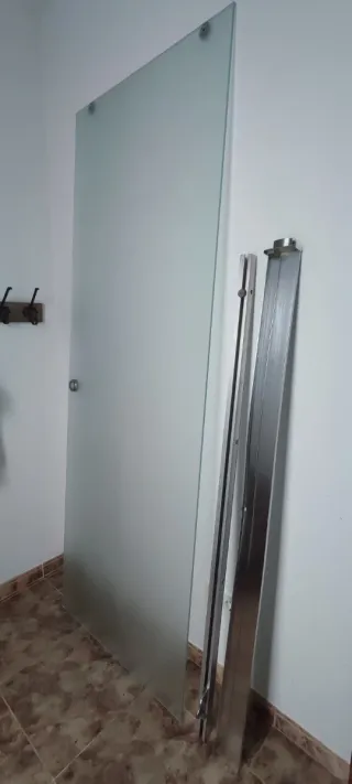 Puerta corredera cristal templado 75x214.5