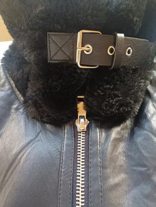 Cazadora Stradivarius Talla XS