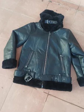 Cazadora Stradivarius Talla XS