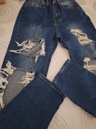 Pantalones vaqueros rotos chica Talla XS