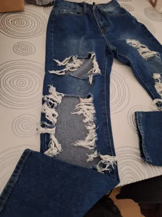 Pantalones vaqueros rotos chica Talla XS